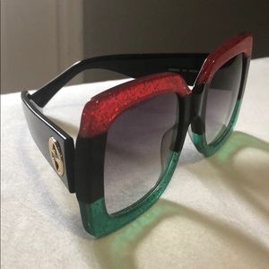 Gucci sunglasses New